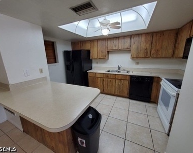 4619 Sw 7th Place - Photo Thumbnail 6