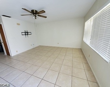 4619 Sw 7th Place - Photo Thumbnail 3