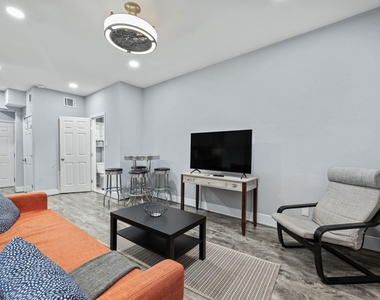 412 Drew Street - Photo Thumbnail 10