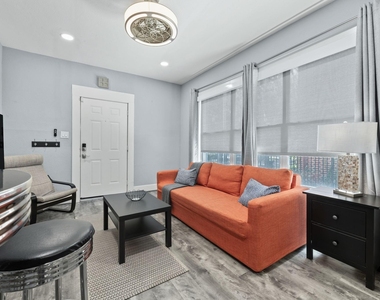 412 Drew Street - Photo Thumbnail 1