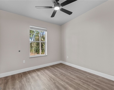 1505 E 15th Street - Photo Thumbnail 17