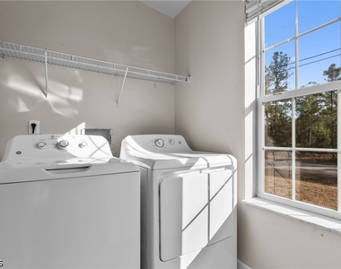 1505 E 15th Street - Photo Thumbnail 24