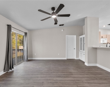 1505 E 15th Street - Photo Thumbnail 11