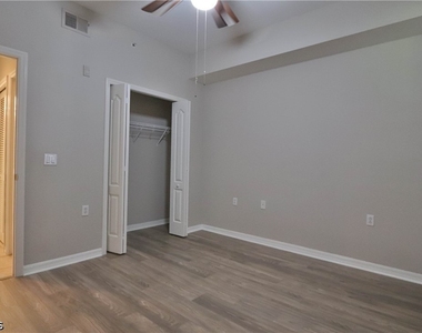 8550 Kingbird Loop - Photo Thumbnail 4