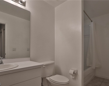 8550 Kingbird Loop - Photo Thumbnail 5