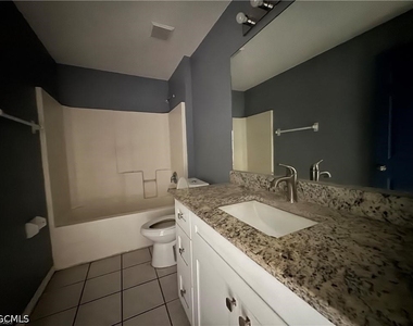 851 Eisenhower Boulevard - Photo Thumbnail 4