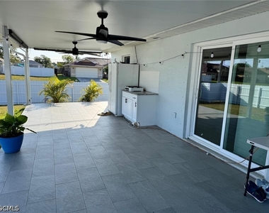 1203 Sw 34th Terrace - Photo Thumbnail 7