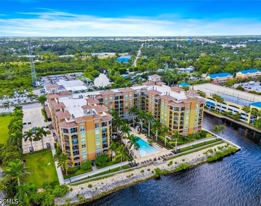 2825 Palm Beach Boulevard - Photo Thumbnail 24