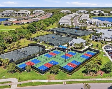 14041 Heritage Landing Boulevard - Photo Thumbnail 37