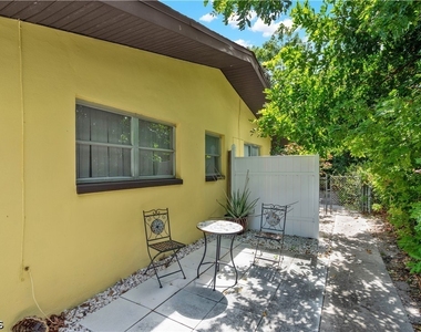 4913 Vincennes Street - Photo Thumbnail 11