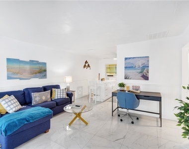 4913 Vincennes Street - Photo Thumbnail 9