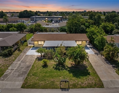 4913 Vincennes Street - Photo Thumbnail 1