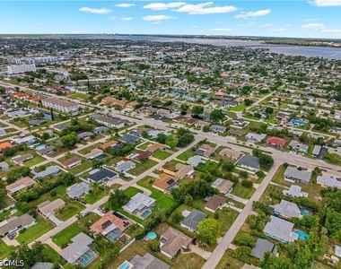 5226 Coronado Parkway - Photo Thumbnail 17