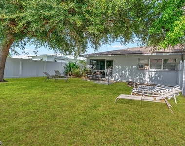 5226 Coronado Parkway - Photo Thumbnail 12