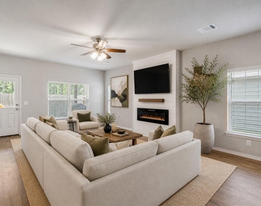 210 Bellewood Manor Drive - Photo Thumbnail 1