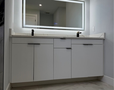 221 Sw 25th Avenue - Photo Thumbnail 17