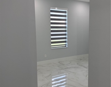 221 Sw 25th Avenue - Photo Thumbnail 34