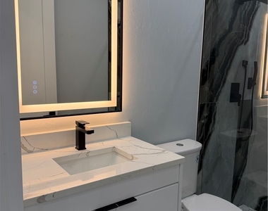 221 Sw 25th Avenue - Photo Thumbnail 28