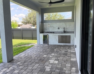 221 Sw 25th Avenue - Photo Thumbnail 39