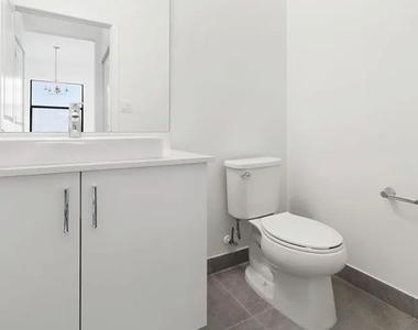 5626 Carrara Drive - Photo Thumbnail 17