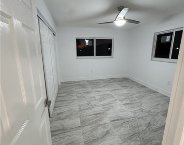 1201 Betmar Boulevard - Photo Thumbnail 4