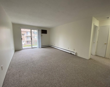 383 Huse - Photo Thumbnail 16
