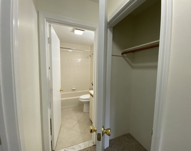 383 Huse - Photo Thumbnail 18