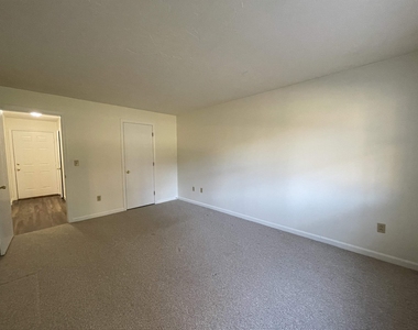 383 Huse - Photo Thumbnail 24