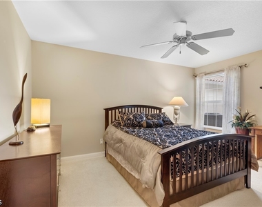 15382 Queen Angel Way - Photo Thumbnail 16