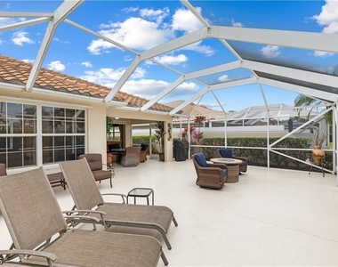 15382 Queen Angel Way - Photo Thumbnail 22