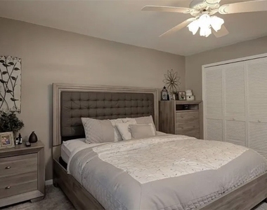 1320 Se 25th Lane - Photo Thumbnail 15
