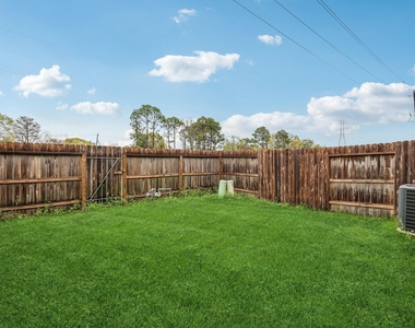 7333 Hinsdale Drive - Photo Thumbnail 26