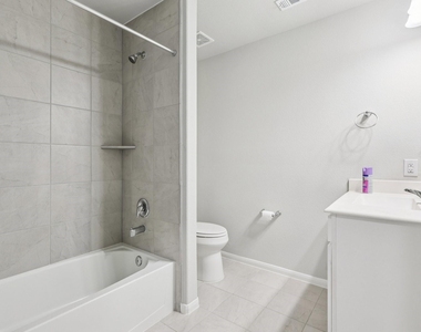7333 Hinsdale Drive - Photo Thumbnail 24