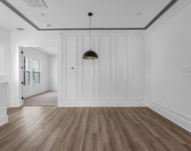 9004 Orange Spring Drive - Photo Thumbnail 13