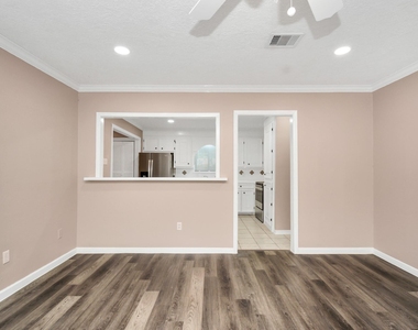 1906 Airline Drive - Photo Thumbnail 7