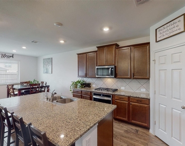 31415 Whitcombe Summit Way - Photo Thumbnail 10