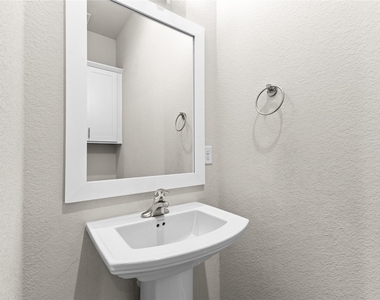 2511 Des Chaumes Street - Photo Thumbnail 9