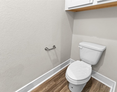 2511 Des Chaumes Street - Photo Thumbnail 23