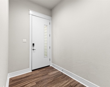 2511 Des Chaumes Street - Photo Thumbnail 1