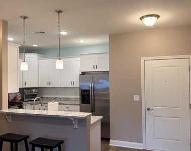 43 Elston - Photo Thumbnail 2