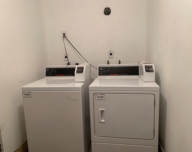 307 Avondale Street - Photo Thumbnail 27