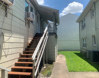 307 Avondale Street - Photo Thumbnail 28
