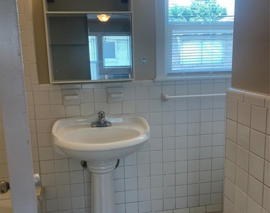 307 Avondale Street - Photo Thumbnail 21