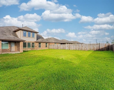 29614 Juniper Court - Photo Thumbnail 20