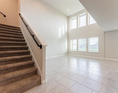 29614 Juniper Court - Photo Thumbnail 10