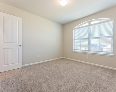 29614 Juniper Court - Photo Thumbnail 18