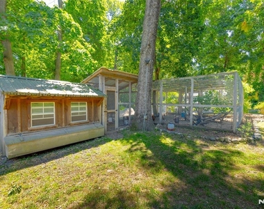 8 Crosby - Photo Thumbnail 27