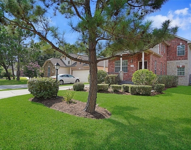 111 Zephyr Bend Place - Photo Thumbnail 1