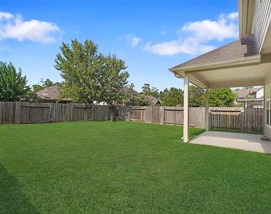 111 Zephyr Bend Place - Photo Thumbnail 25