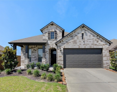20807 Shawbrook Drive - Photo Thumbnail 2